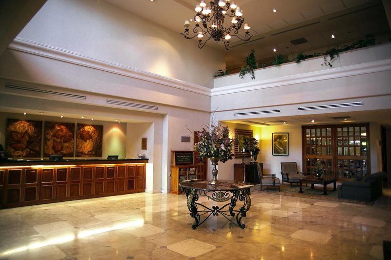 Holiday Inn Monclova By Ihg Ngoại thất bức ảnh